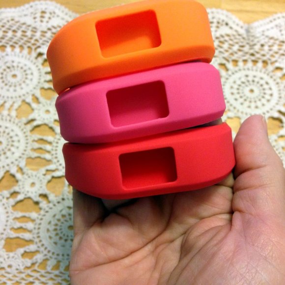 Garmin Vivofit Jr 3, bundle of three bands - Picture 3 of 4